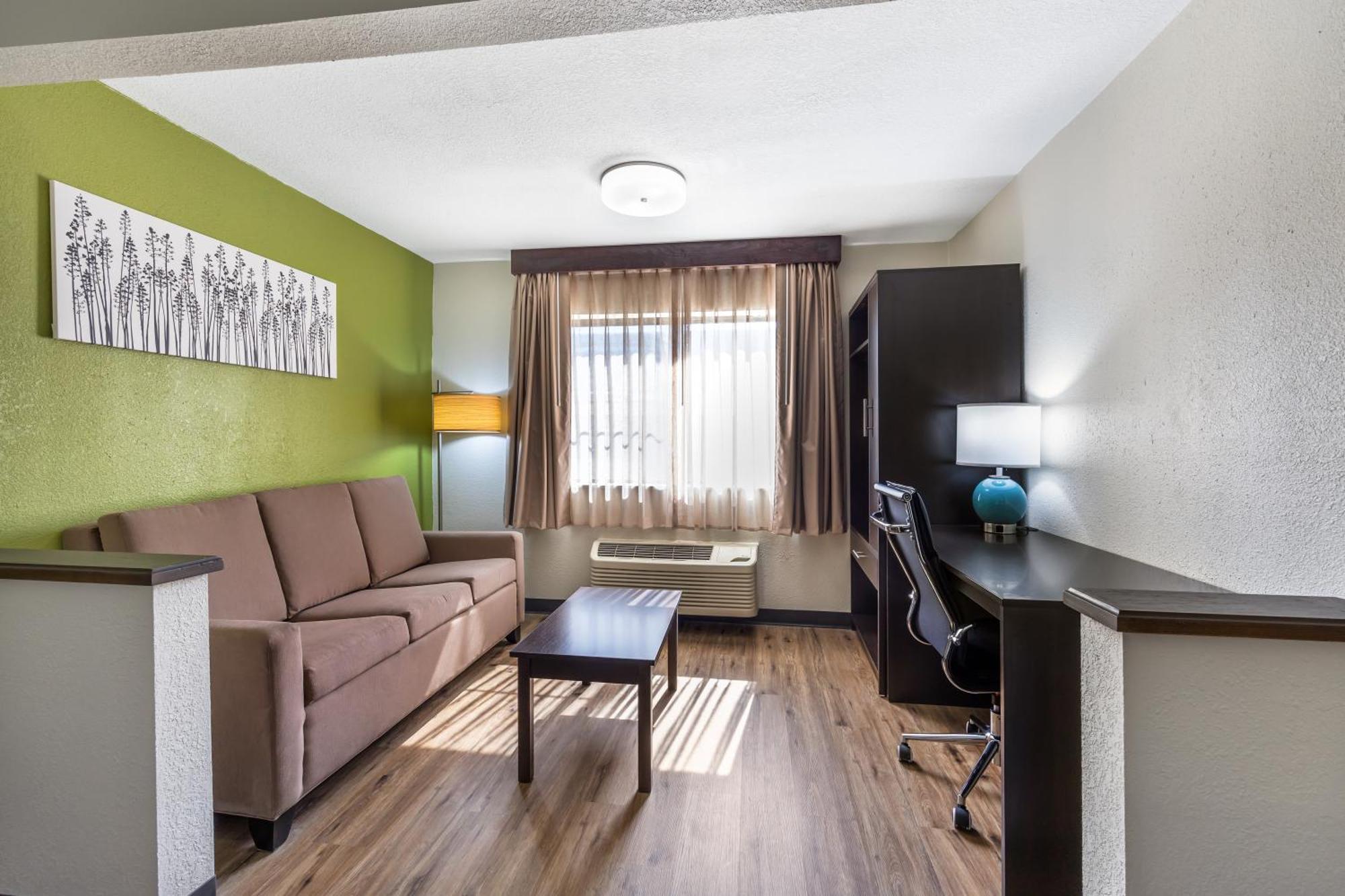 Sleep Inn & Suites Salina I-135 Екстер'єр фото