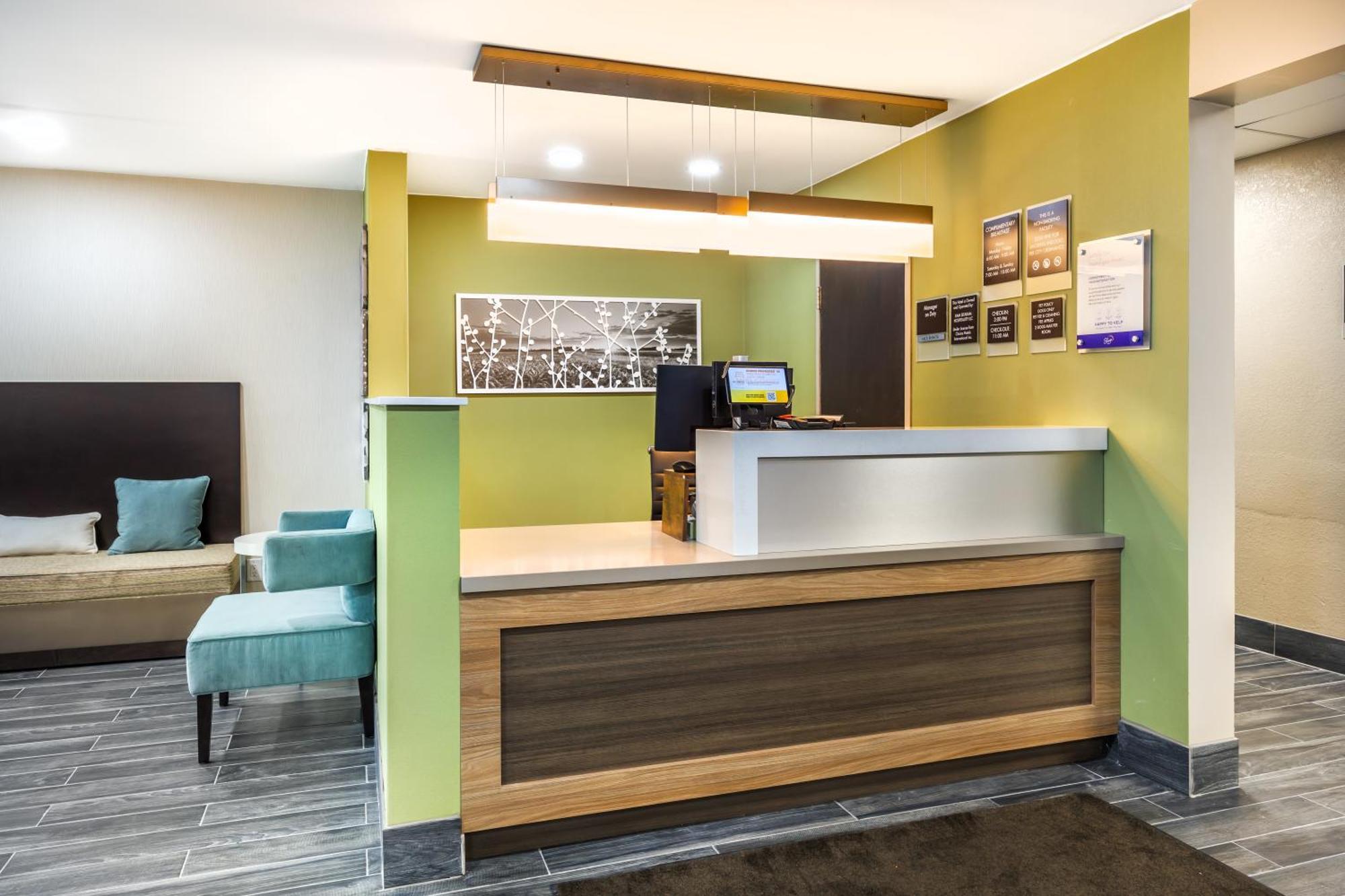 Sleep Inn & Suites Salina I-135 Екстер'єр фото