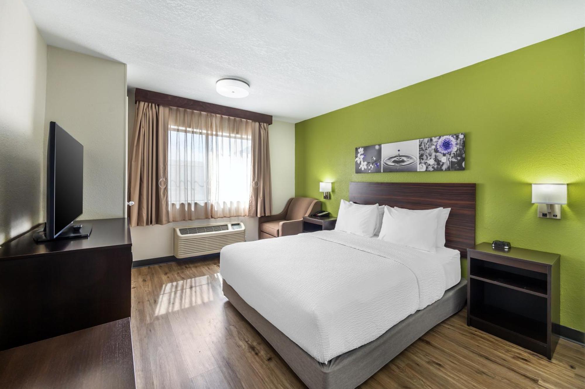 Sleep Inn & Suites Salina I-135 Екстер'єр фото