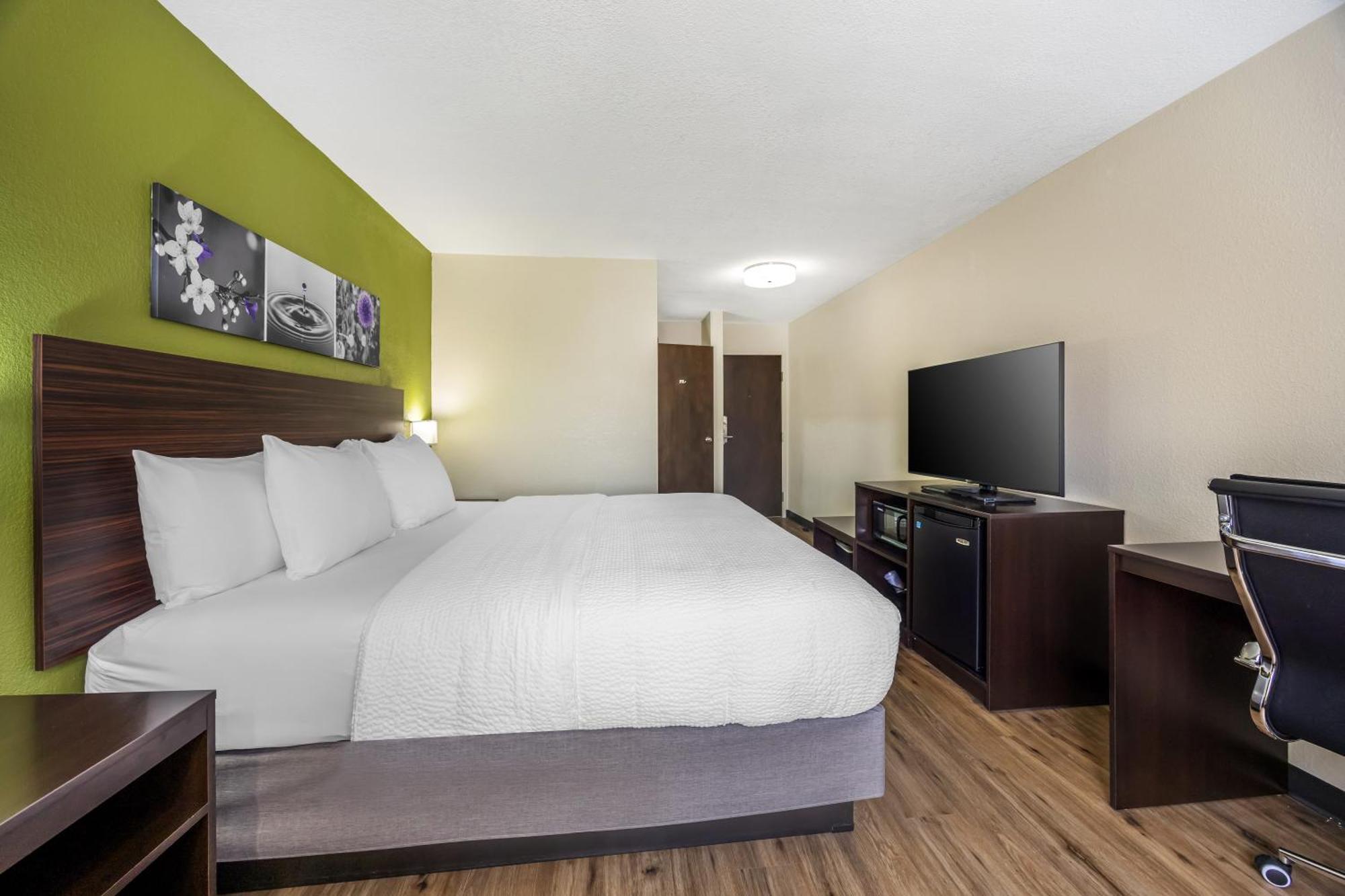 Sleep Inn & Suites Salina I-135 Екстер'єр фото