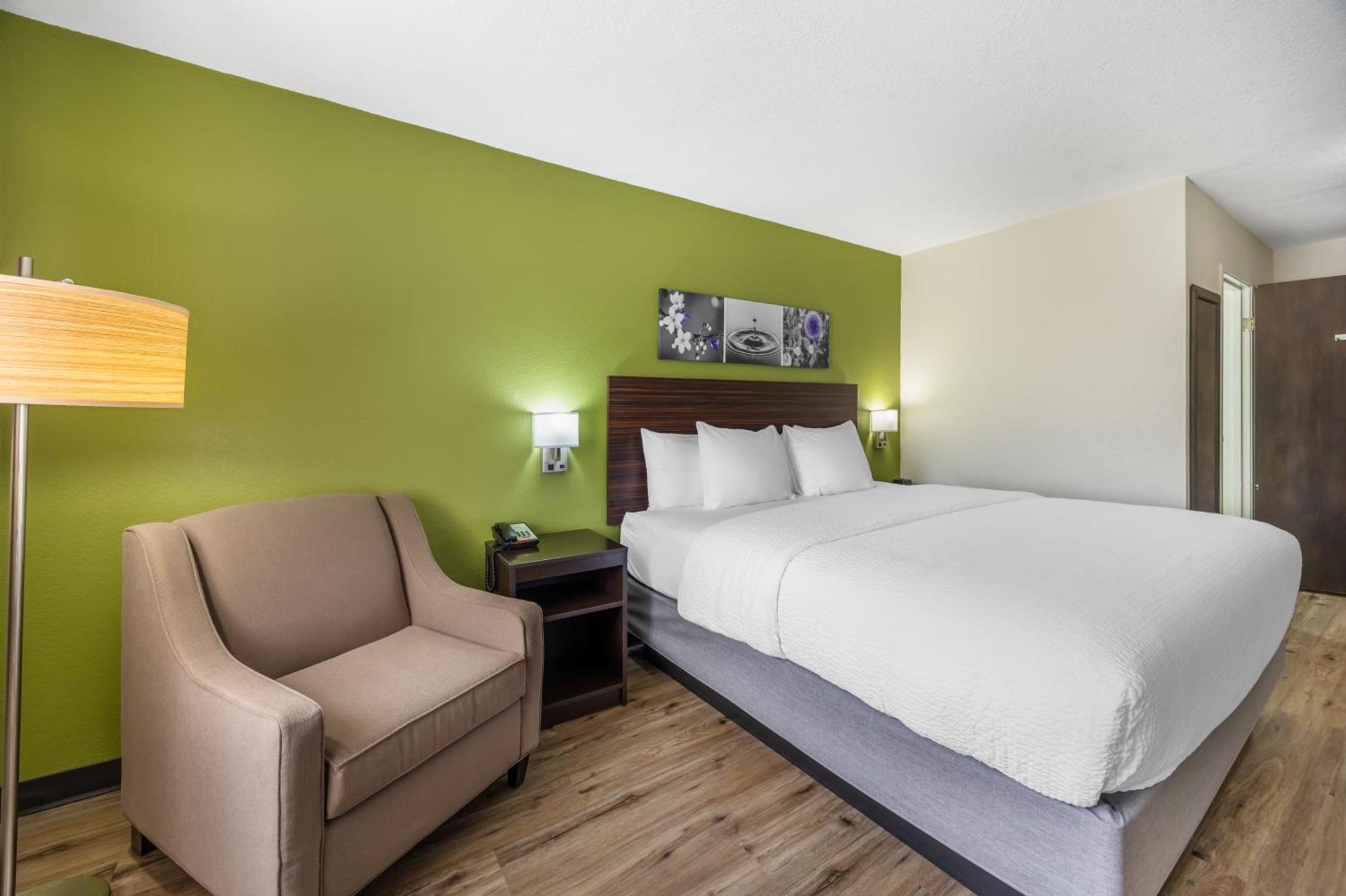 Sleep Inn & Suites Salina I-135 Екстер'єр фото