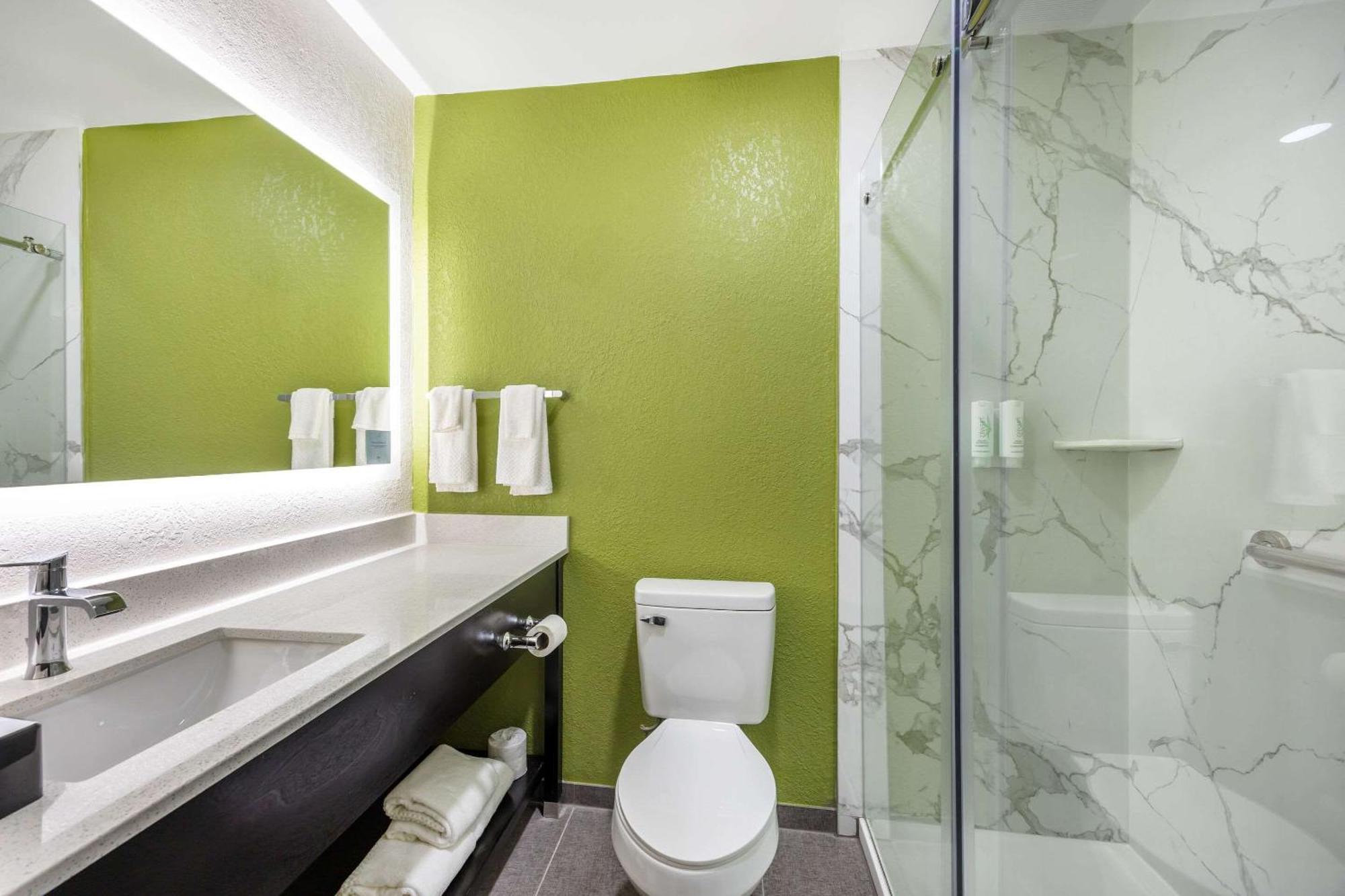 Sleep Inn & Suites Salina I-135 Екстер'єр фото