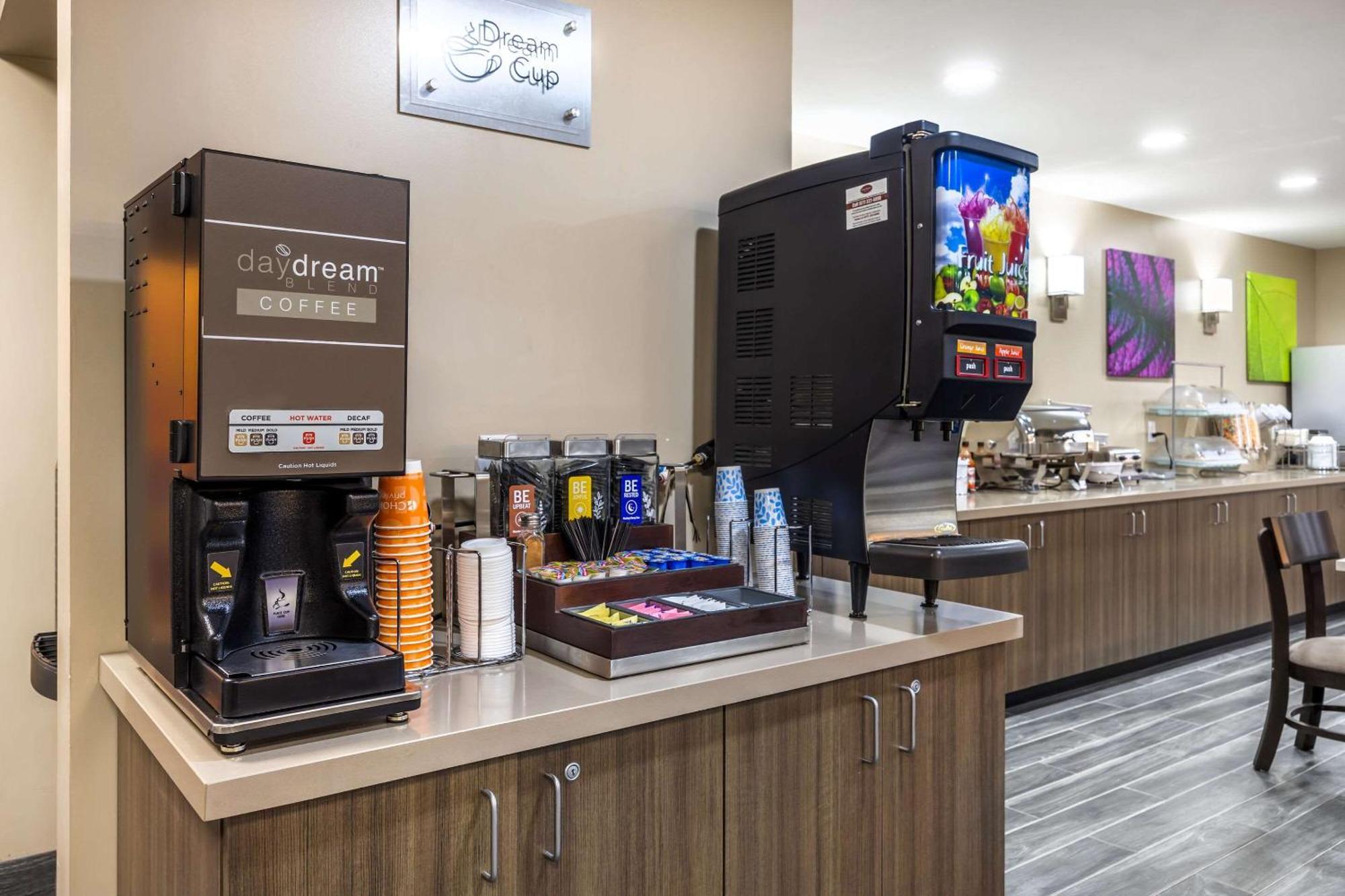 Sleep Inn & Suites Salina I-135 Екстер'єр фото