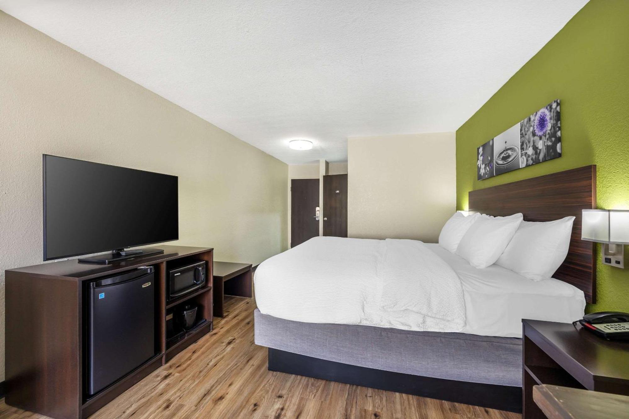 Sleep Inn & Suites Salina I-135 Екстер'єр фото