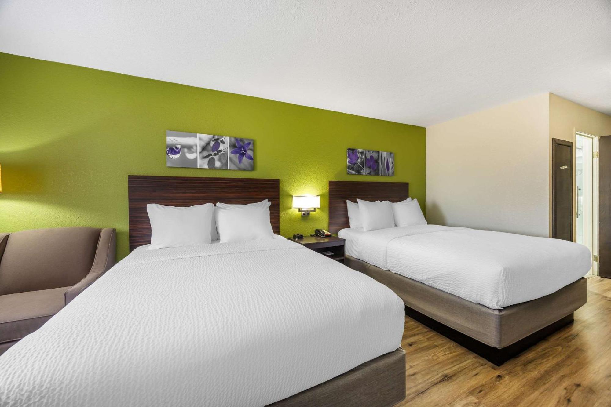 Sleep Inn & Suites Salina I-135 Екстер'єр фото
