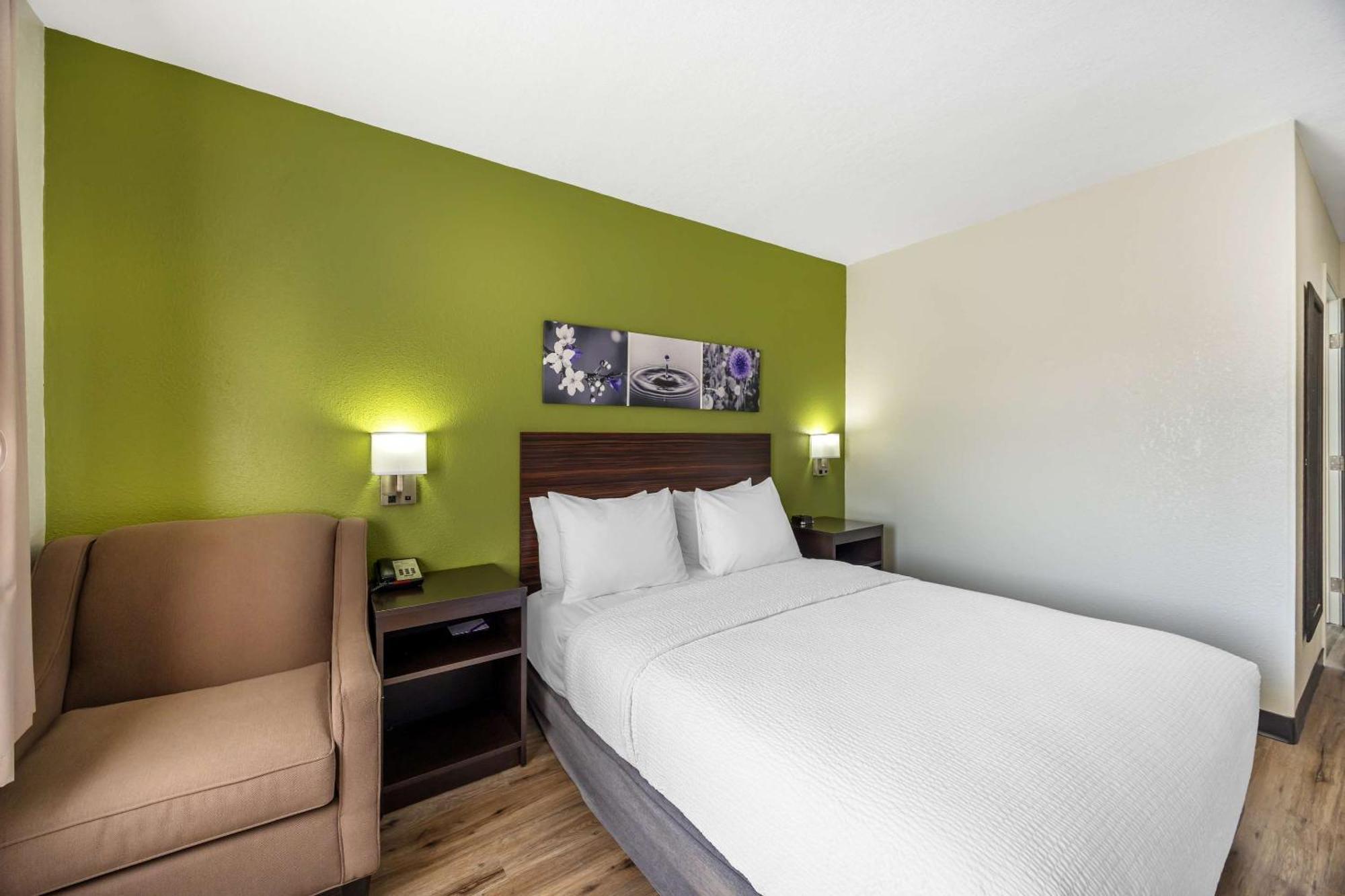 Sleep Inn & Suites Salina I-135 Екстер'єр фото