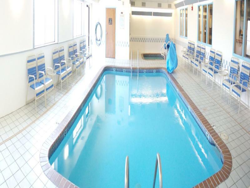 Sleep Inn & Suites Salina I-135 Екстер'єр фото